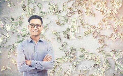 （《亿万富翁的替身女友》txt全集下载）都市之万亿富豪相关图