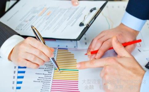 （一亿人民币要有车拉 用多少车才能拉完 一亿有多沉）一个亿人民币装多大车相关图